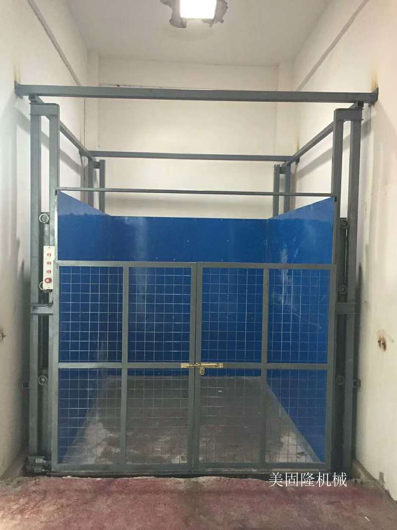 昆玉导轨式升降货梯价格