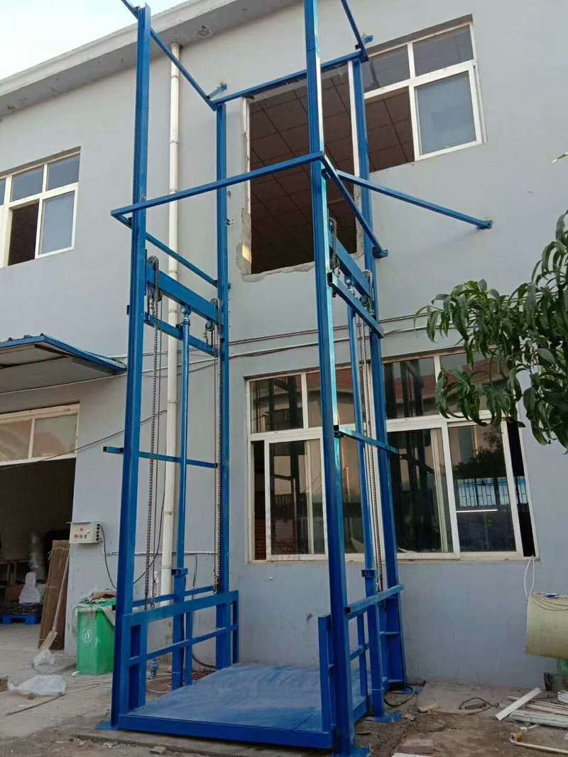 昆玉简易小型货梯